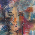 Visage d'une femme superposé par des coups de pinceau de couleur bleu, mauve, rose et orange